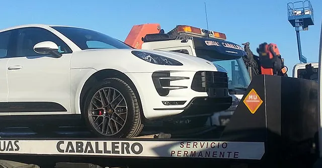 Grúas Caballero asistencia en carretera 